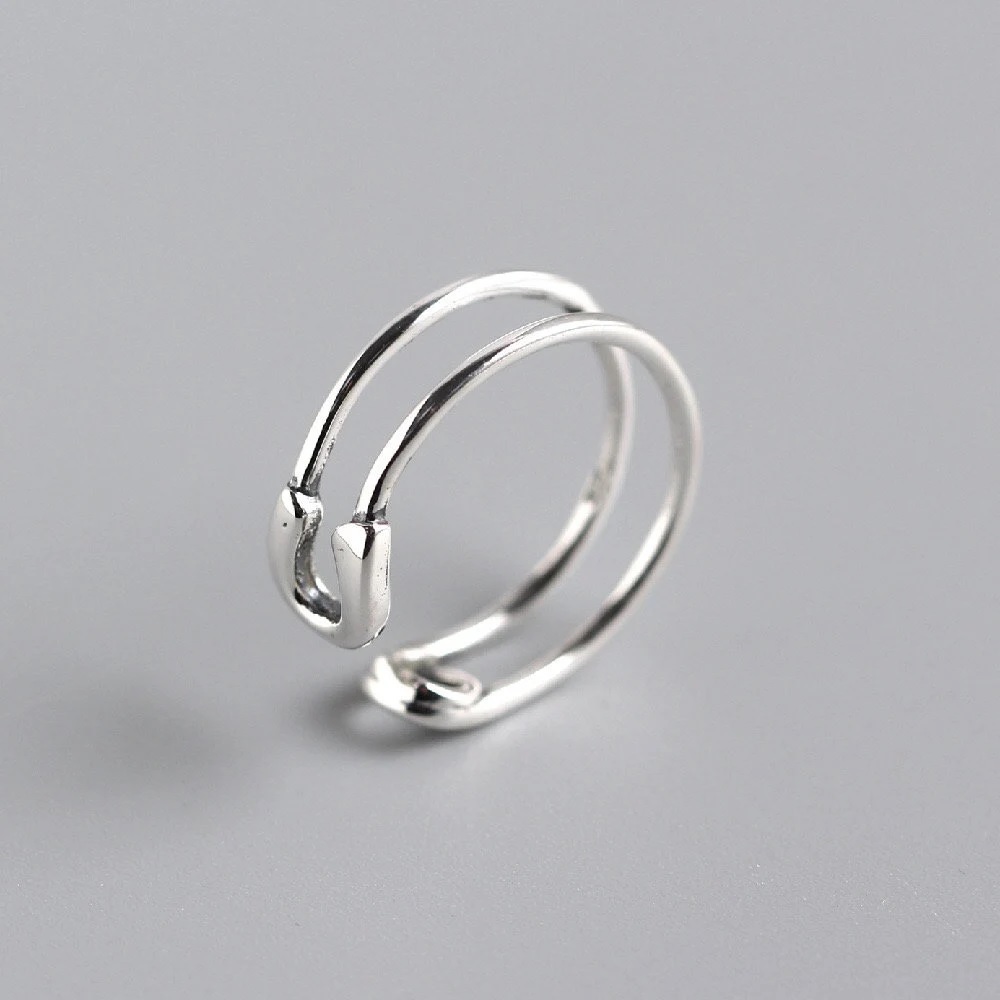 STERLING SILVER STYLISH BAND RING WITH 925 HALLMARK