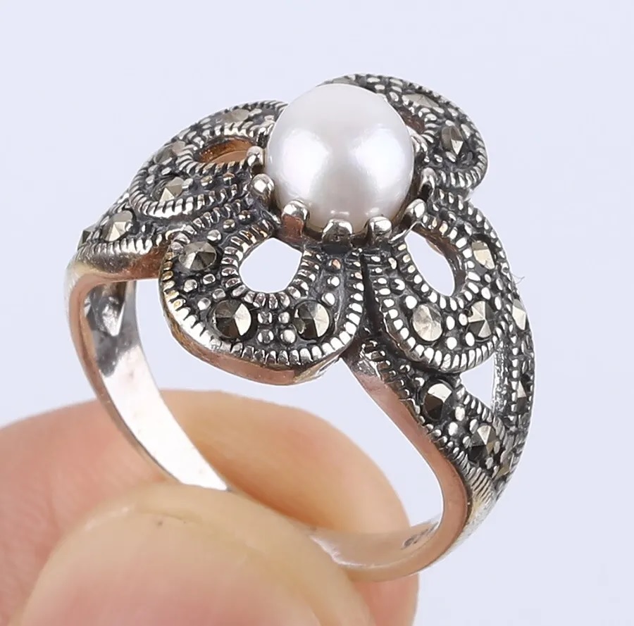 STERLING SILVER CENTER BIG PEARL  RING 925 HALLMARK